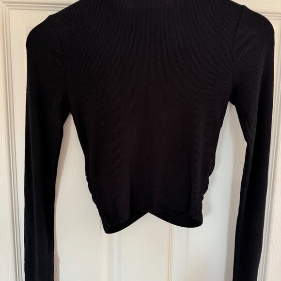 NWT Abercrombie & Fitch Long Sleeve Black Ribbed Soft Cropped Tee Essentials XXS - Picture 4 of 6